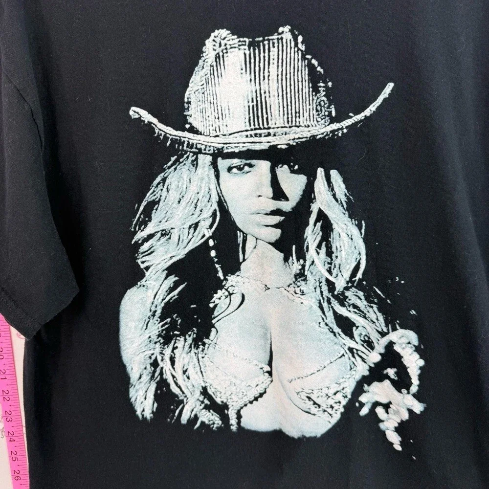 Beyoncé 2023 tour renaissance Black Graphic Cowgirl Tee Metallic Silver Print - Picture 3 of 10